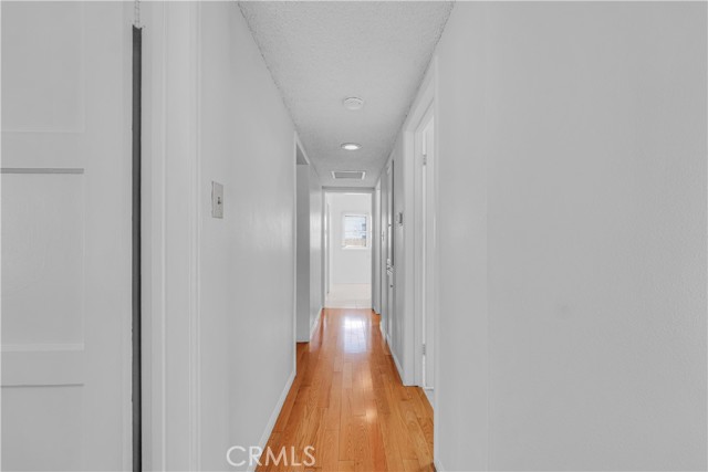 6350 Costello Avenue, Valley Glen CA: https://media.crmls.org/medias/0a3d6d87-4ec4-4f74-9eac-6672c9ec36cc.jpg