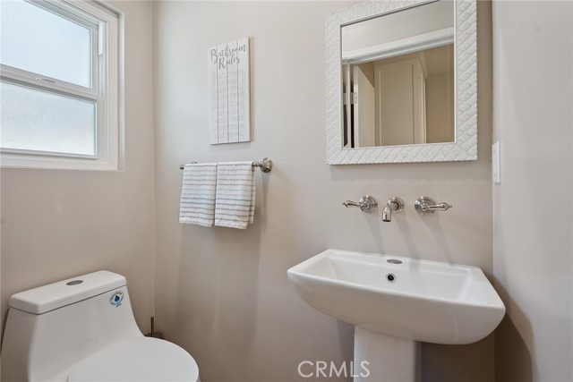 5929 Adler Avenue, Woodland Hills CA: https://media.crmls.org/medias/0a3d7a0f-b677-4188-8490-d7c5d6f4142f.jpg