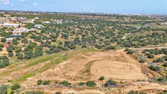 Detail Gallery Image 6 of 12 For 11129 Prairie, Oak Hills,  CA 92344 - – Beds | – Baths