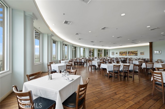 Image 17 of 62 For 40620 Calle Contento