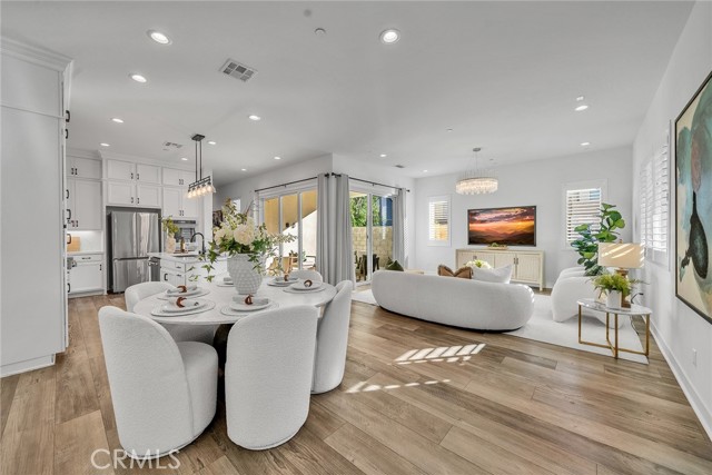 Detail Gallery Image 8 of 65 For 446 Chorus, Irvine,  CA 92618 - 4 Beds | 4 Baths