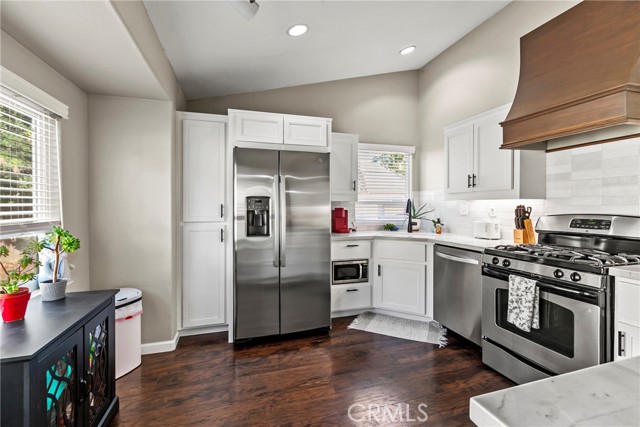 Detail Gallery Image 2 of 36 For 519 Gingko Ct, Santa Maria,  CA 93458 - 3 Beds | 2 Baths