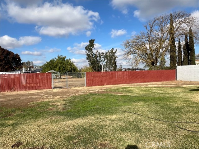 Detail Gallery Image 25 of 28 For 1077 Pecan, Madera,  CA 93637 - 4 Beds | 2/1 Baths