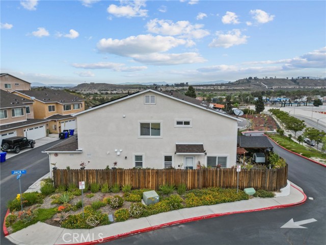 26120 Goldman Place, Saugus CA: https://media.crmls.org/medias/0a423414-41ce-4817-84ec-196124a7bc9b.jpg