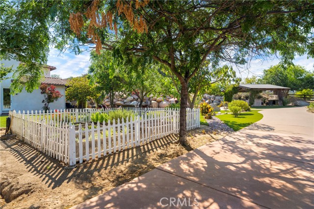 42179 Calle Paramo, Murrieta CA: https://media.crmls.org/medias/0a429864-2e39-49d0-aca4-b8088baf2965.jpg