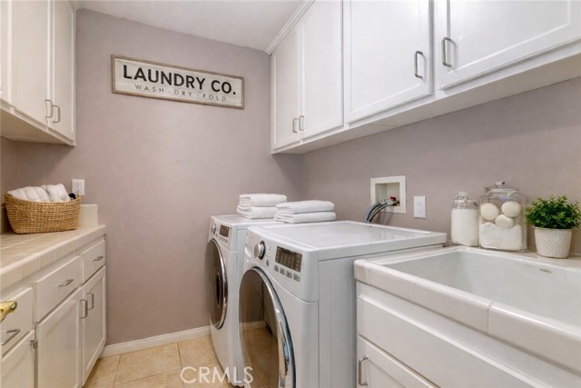 Detail Gallery Image 36 of 69 For 15257 Saddleback, Canyon Country,  CA 91387 - 6 Beds | 4/1 Baths