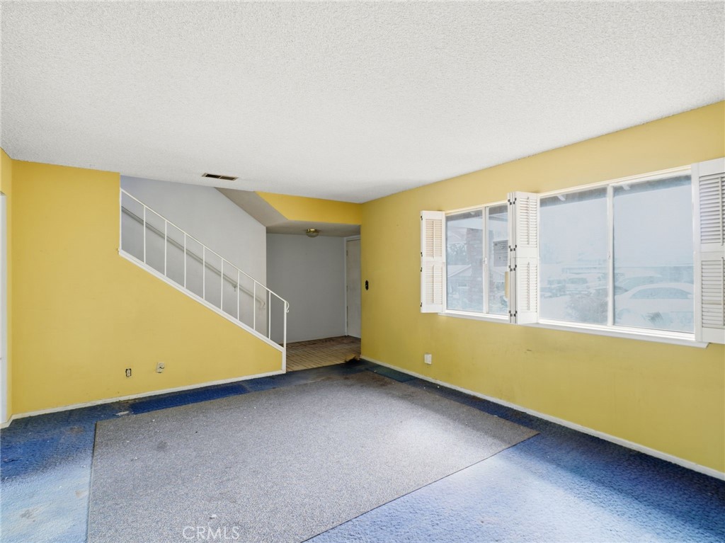 MLS #PW25244913 image #5