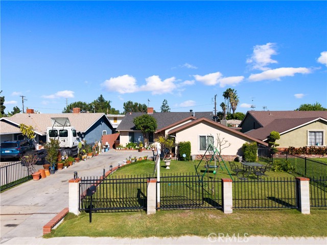 1118 Kwis Avenue, Hacienda Heights CA: https://media.crmls.org/medias/0a453685-f497-4c36-b1c0-1d59a6ff8019.jpg