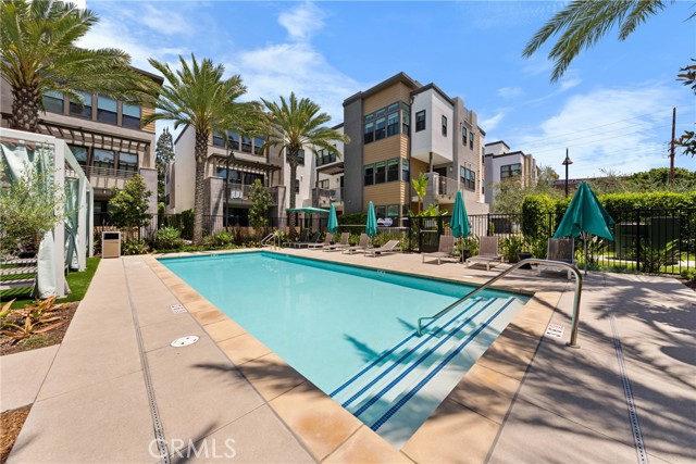 710 S Grable Circle, Orange CA: https://media.crmls.org/medias/0a453d9b-05ee-4dca-bd03-74bd4a027487.jpg