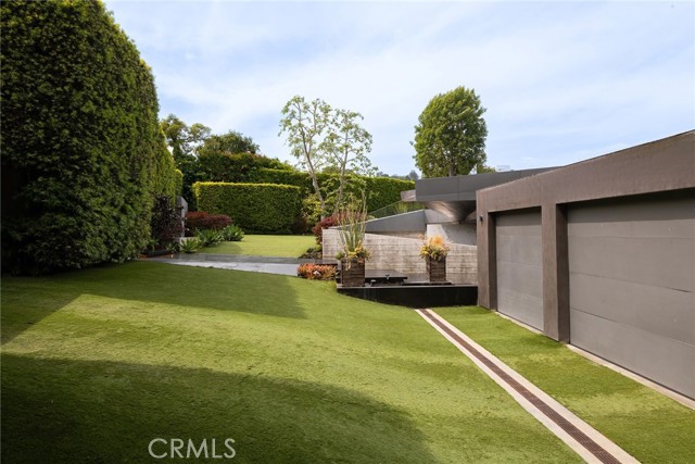 Drew Fenton | 314 N Barrington Avenue Los Angeles CA | MLS: 7143725