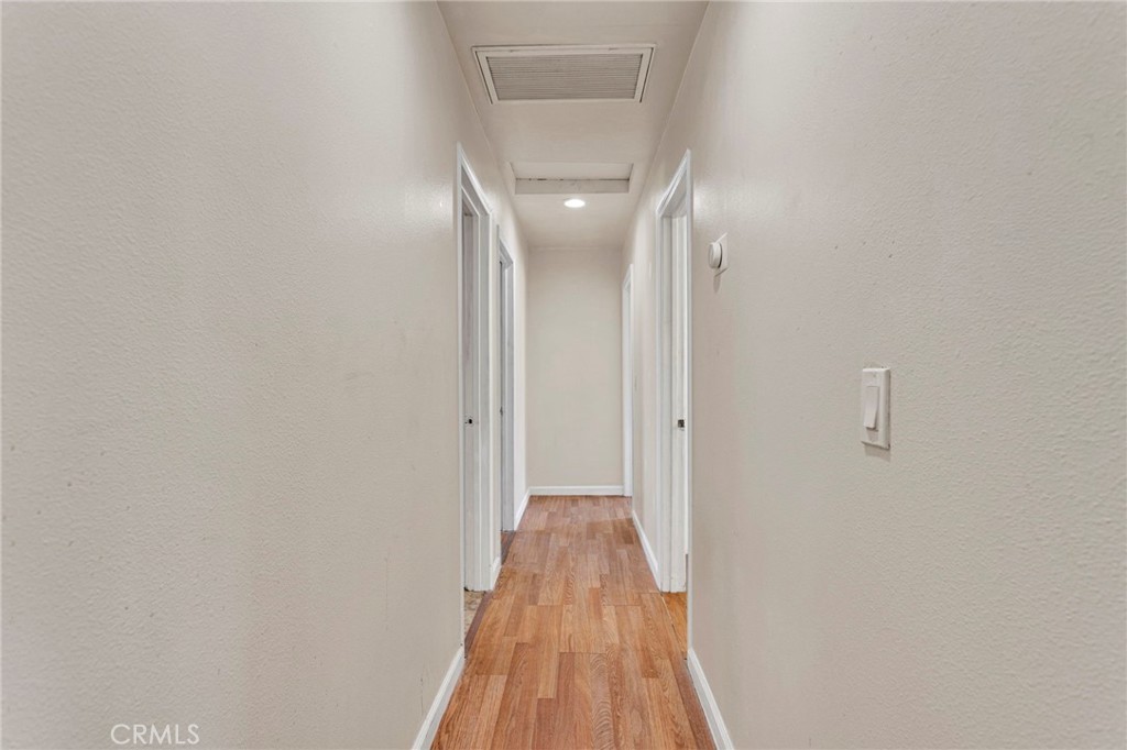 https://media.crmls.org/medias/0a466771-9dff-4789-8c4a-e7bae7541612.jpg?preset=X-Large