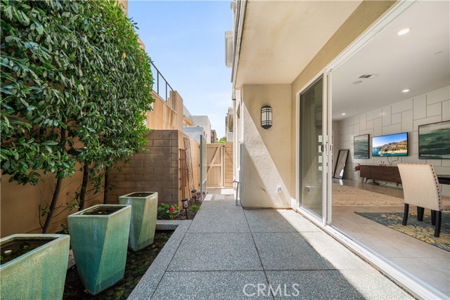 Detail Gallery Image 16 of 67 For 814 Beacon, Irvine,  CA 92618 - 3 Beds | 2/1 Baths