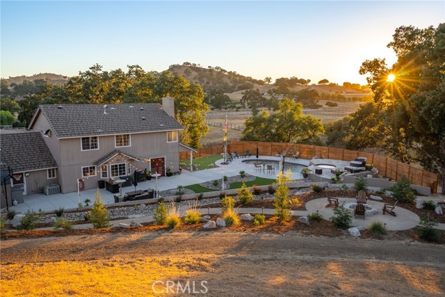 Detail Gallery Image 2 of 46 For 9640 Parkway Circle, Paso Robles,  CA 93446 - 4 Beds | 2/1 Baths
