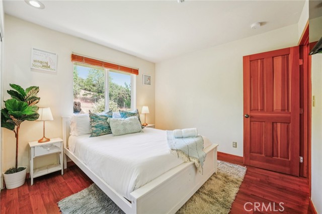 29450 Piney Lane, Cedar Glen CA: https://media.crmls.org/medias/0a47ab10-236d-4f50-842a-1321d25b262c.jpg