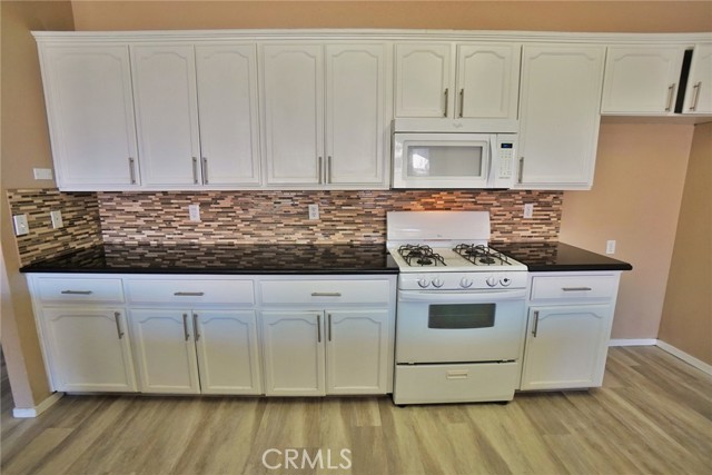 Detail Gallery Image 19 of 57 For 1133 Cousins Ct, Lemoore,  CA 93245 - 3 Beds | 2 Baths