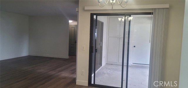 Detail Gallery Image 5 of 14 For 8633 Portola Ct 15a,  Huntington Beach,  CA 92646 - 2 Beds | 2 Baths