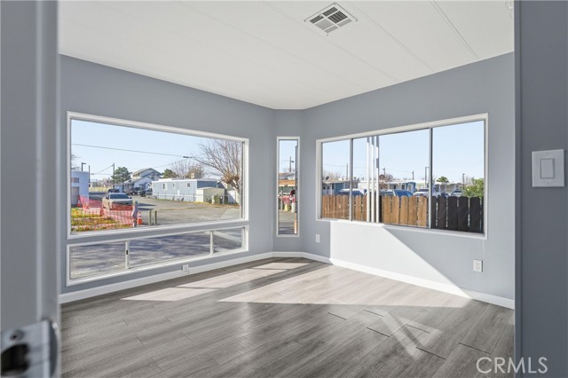 Detail Gallery Image 12 of 18 For 3157 E Avenue I #F11,  Lancaster,  CA 93535 - 3 Beds | 2 Baths