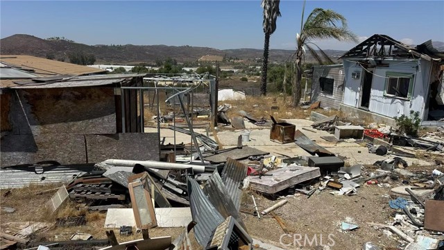 40615 Sage Road, Hemet CA: https://media.crmls.org/medias/0a482583-01f2-429f-9be9-d31b0a03377a.jpg