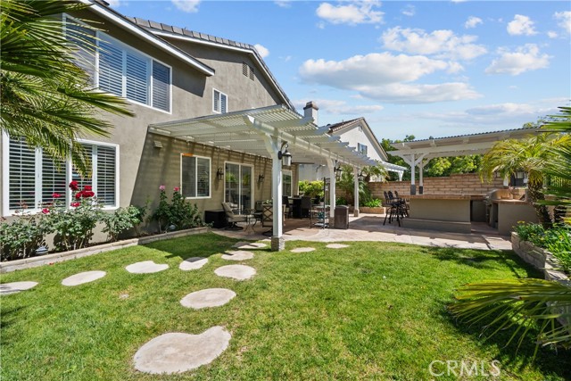 28456 Calex Drive, Valencia CA: https://media.crmls.org/medias/0a48af90-f02f-4c67-97c0-7afc0e04f47c.jpg