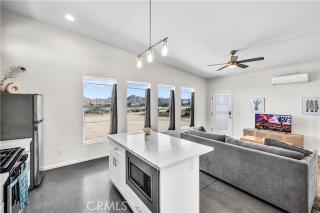 Detail Gallery Image 9 of 36 For 7276 Encina Rd, Joshua Tree,  CA 92252 - 1 Beds | 1 Baths