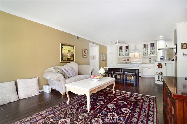 4710 Park Granada, 180 photo 3
