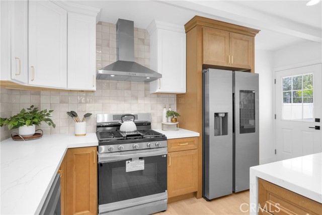 3306 San Anseline Avenue, Long Beach CA: https://media.crmls.org/medias/0a4a43a0-0f22-4263-9013-faa236351c3e.jpg