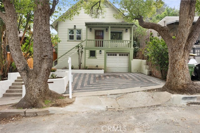 Detail Gallery Image 8 of 46 For 5850 Burwood Ave, Los Angeles,  CA 90042 - 3 Beds | 2 Baths