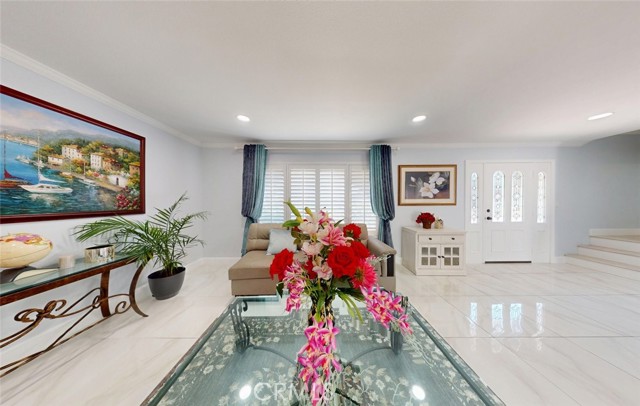 Detail Gallery Image 20 of 32 For 17891 Caledonia Cir, Huntington Beach,  CA 92647 - 5 Beds | 3/2 Baths