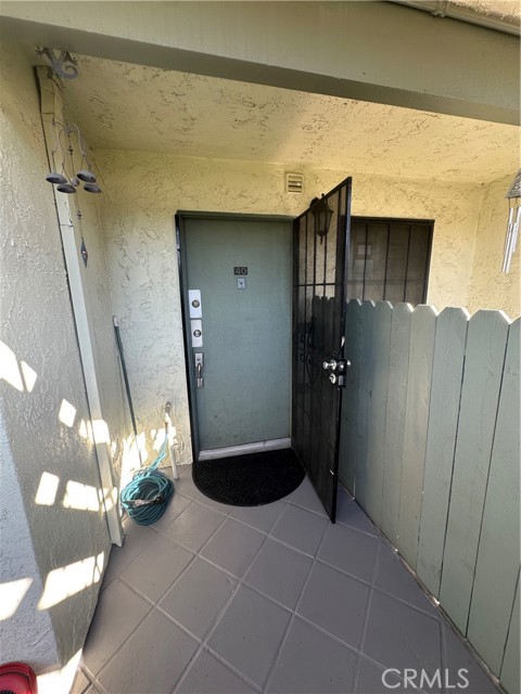 Detail Gallery Image 9 of 12 For 635 N Bristol, Santa Ana,  CA 92703 - 1 Beds | 1 Baths