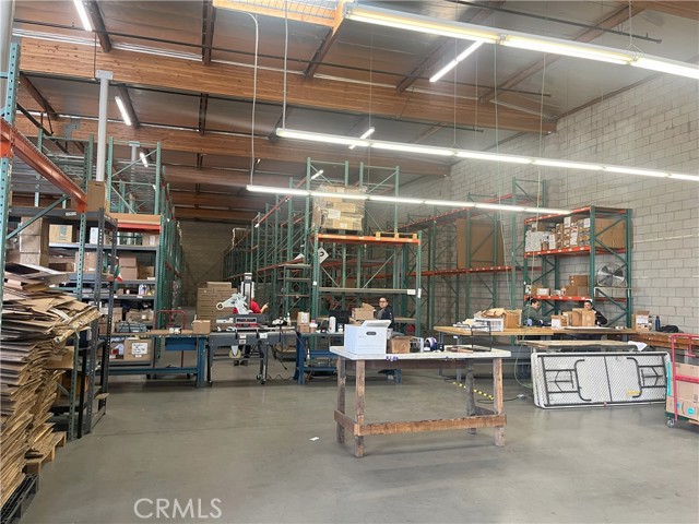 14832 Arrow, Baldwin Park, California 91706, ,Commercial Lease,For Rent,14832 Arrow,CRAR25022466