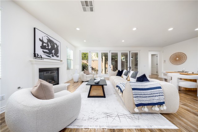 151 Coyote Brush, Irvine CA: https://media.crmls.org/medias/0a4cc50e-1bf0-429e-a94d-09c3ad190a2a.jpg