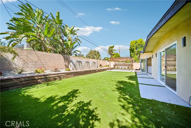 7831 Capistrano photo 18