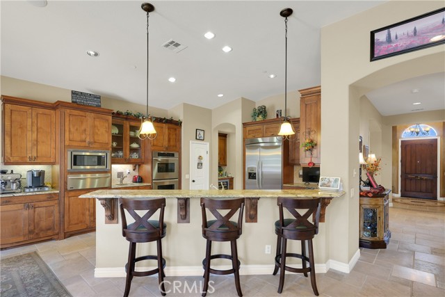 5660 Stoneview Road, Rancho Cucamonga CA: https://media.crmls.org/medias/0a4ce6c0-5c88-4ff5-9abc-2bb8f44cda69.jpg