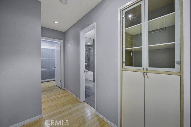 Detail Gallery Image 18 of 34 For 21 Alamitos #1,  Long Beach,  CA 90802 - 2 Beds | 2 Baths