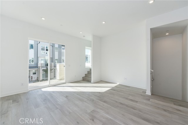 Detail Gallery Image 18 of 48 For 1418 S Urbana St, Anaheim,  CA 92805 - 4 Beds | 3/1 Baths