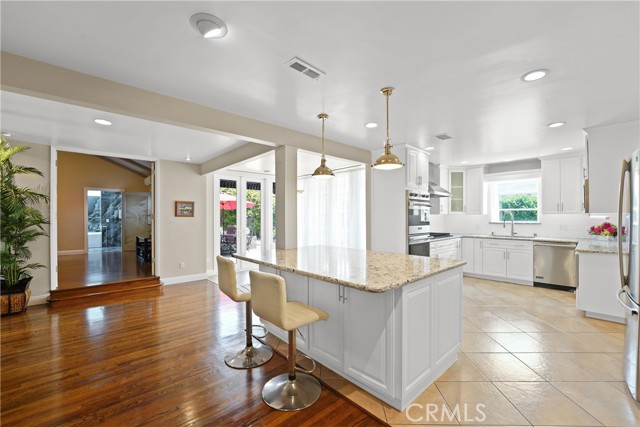 Detail Gallery Image 8 of 27 For 112 N Garfield Pl, Monrovia,  CA 91016 - 4 Beds | 3/1 Baths