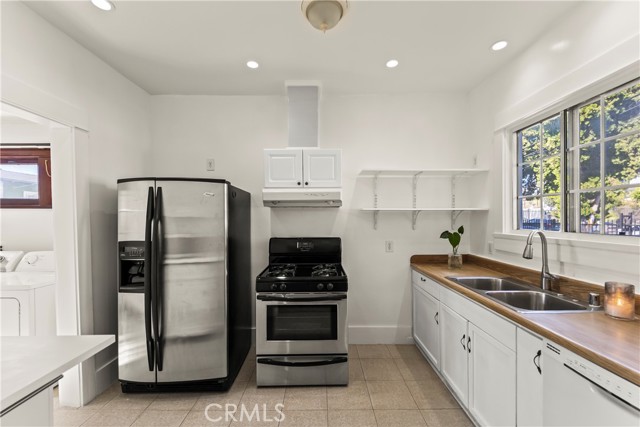 Detail Gallery Image 12 of 15 For 1069 Laguna Ave, Echo Park,  CA 90026 - 1 Beds | 1 Baths