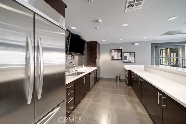 21301 Erwin Street, Woodland Hills CA: https://media.crmls.org/medias/0a4f3024-1303-478b-b805-9b68347ae7e5.jpg