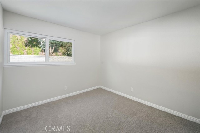 Detail Gallery Image 18 of 33 For 26947 Las Mananitas Dr, Valencia,  CA 91354 - 4 Beds | 3 Baths