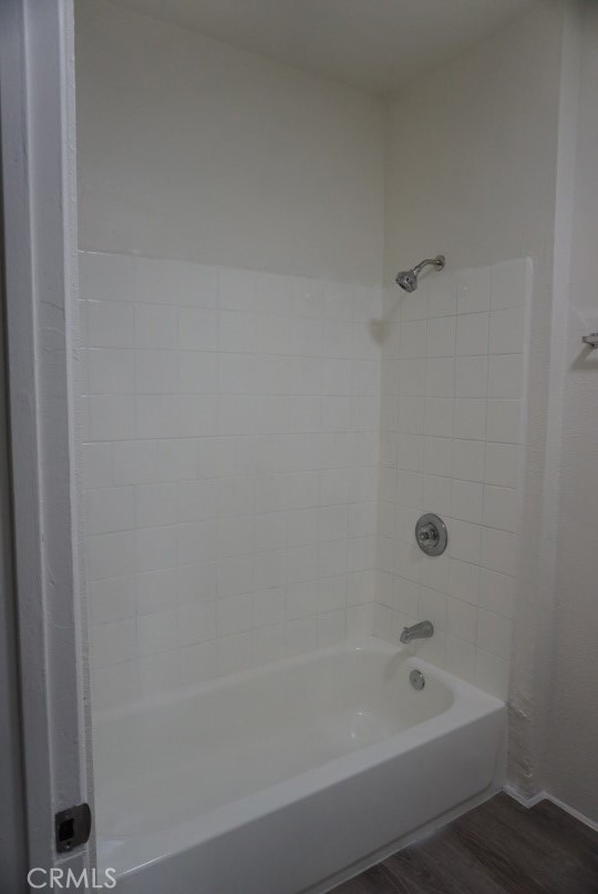 Detail Gallery Image 10 of 13 For 825 W 40th Pl,, Los Angeles,  CA 90037 - 3 Beds | 1 Baths