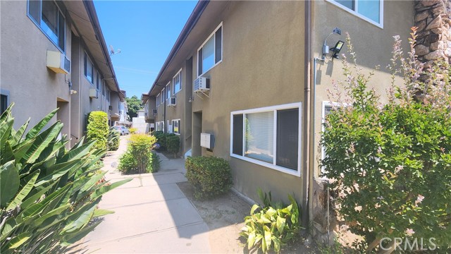 418 N Marguerita Avenue, Alhambra CA: https://media.crmls.org/medias/0a4fc0a4-35db-45e6-abd8-6c504e525aa2.jpg