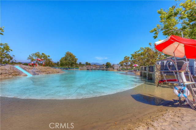9 New Mdws, Irvine CA: https://media.crmls.org/medias/0a503f24-6fa3-4664-b5c3-ecc2f206fc0b.jpg