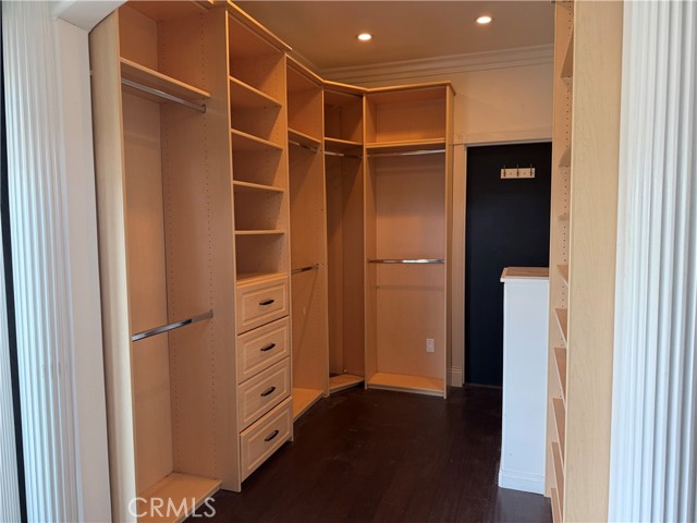 Detail Gallery Image 15 of 27 For 20838 Exhibit Ct, Woodland Hills,  CA 91367 - 4 Beds | 4 Baths