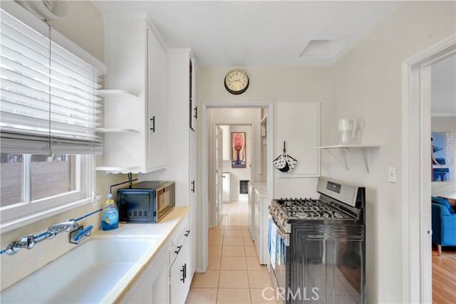 Detail Gallery Image 14 of 32 For 4270 Troost, Studio City,  CA 91604 - 2 Beds | 1 Baths