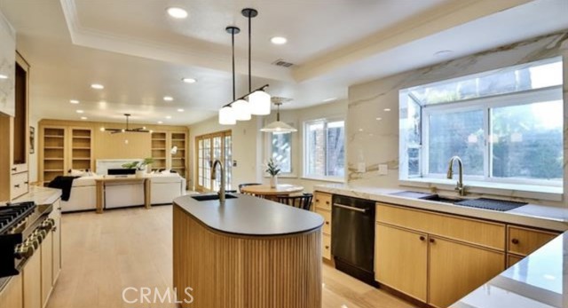 Detail Gallery Image 2 of 19 For 5505 Paseo Joaquin, Yorba Linda,  CA 92886 - 4 Beds | 4 Baths