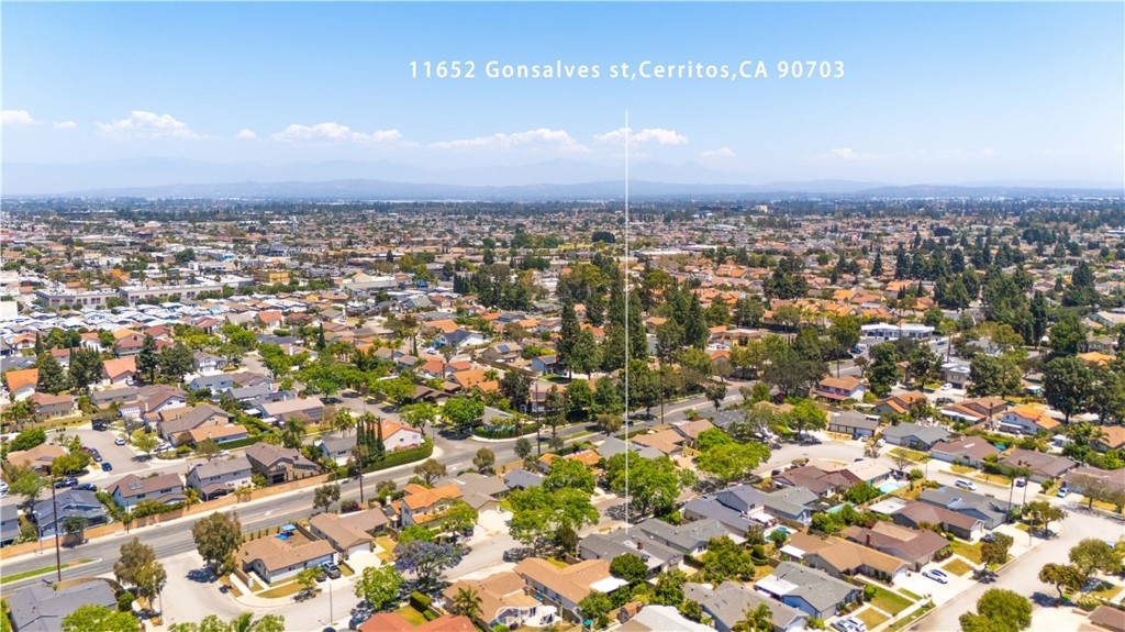 MLS #OC26145496 image #37