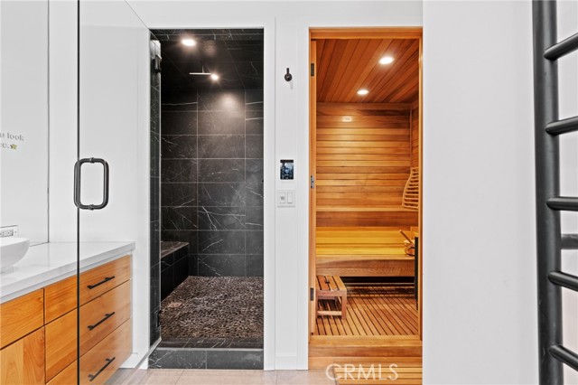 Detail Gallery Image 34 of 62 For 9120 Cleveland, Riverside,  CA 92503 - 5 Beds | 3/1 Baths