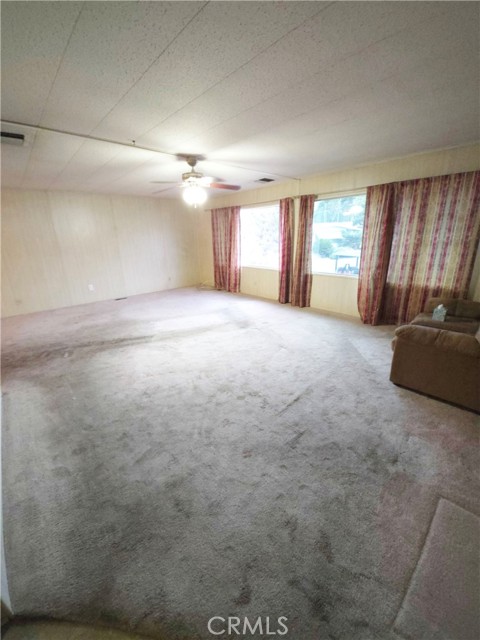 Detail Gallery Image 7 of 19 For 840 E Foothill Bld #147,  Azusa,  CA 91702 - 2 Beds | 2 Baths