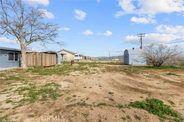 Detail Gallery Image 23 of 31 For 21103 Wigwam St, Apple Valley,  CA 92307 - 3 Beds | 1/1 Baths