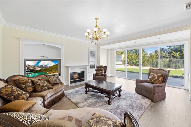 Detail Gallery Image 20 of 51 For 10 Lafayette Ln, Coto de Caza,  CA 92679 - 5 Beds | 4/1 Baths